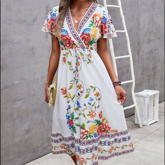 Boho Floral Paisley Print Butterfly Sleeve Dress - Picture 7 of 7